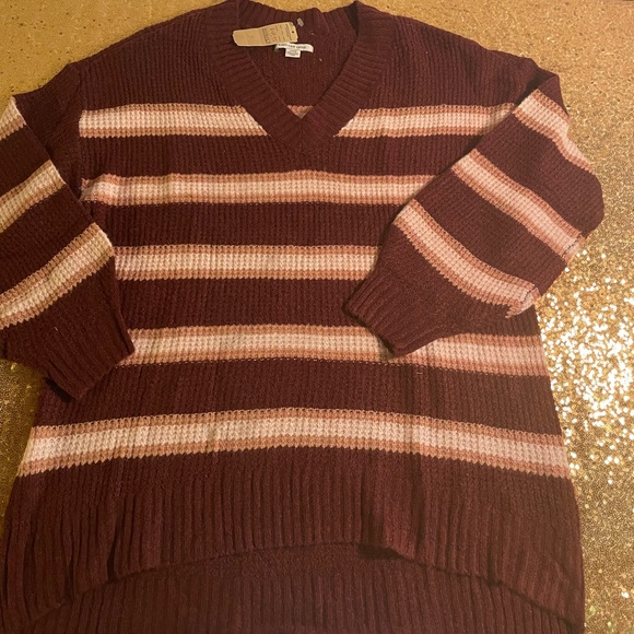 New oversized V-neck sweater American Eagle outfitters - Picture 2 of 4